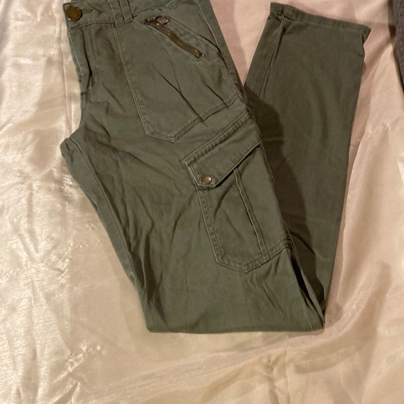 Jolt Pants & Jumpsuits Jolt Cargo Pants Military Green Poshmark